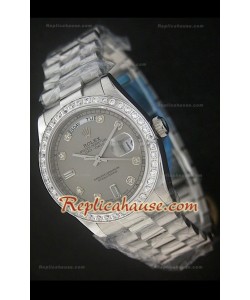 Rolex DayDateReproducción Reloj Suizo con Esfera Gris- Marcadores de Hora en Diamantes